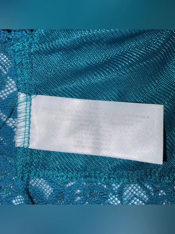 Y2K Fitted Lace Tank Top. Teal. Size: Large. - Image 4