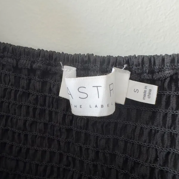 ASTR the Label Ruched Smocked Back Long Sleeve Top Ruffle Solid Black Classy S - Image 9