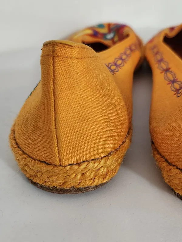 Andre Assous Orange Embroidered Espadrille Slip-On Shoes Size 9.5 - Image 6