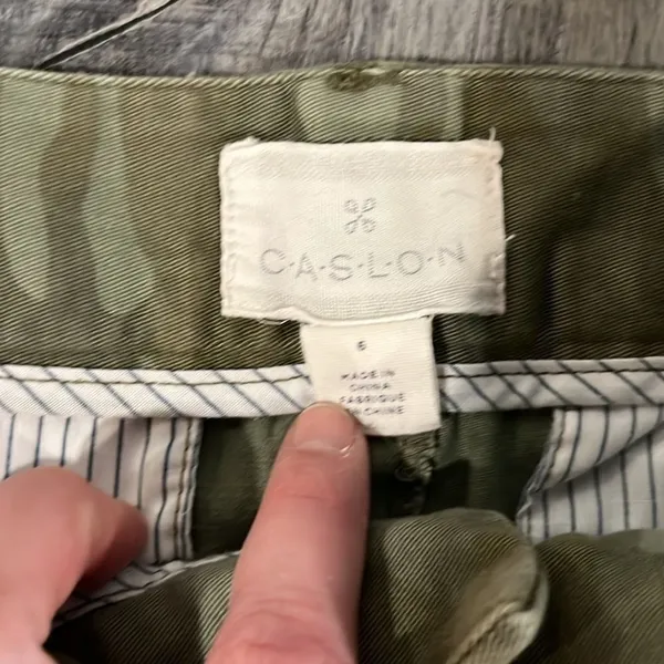 Caslon camouflage Camo cotton longer short w/ bottom hem zipper and clasp - 6 - Image 4