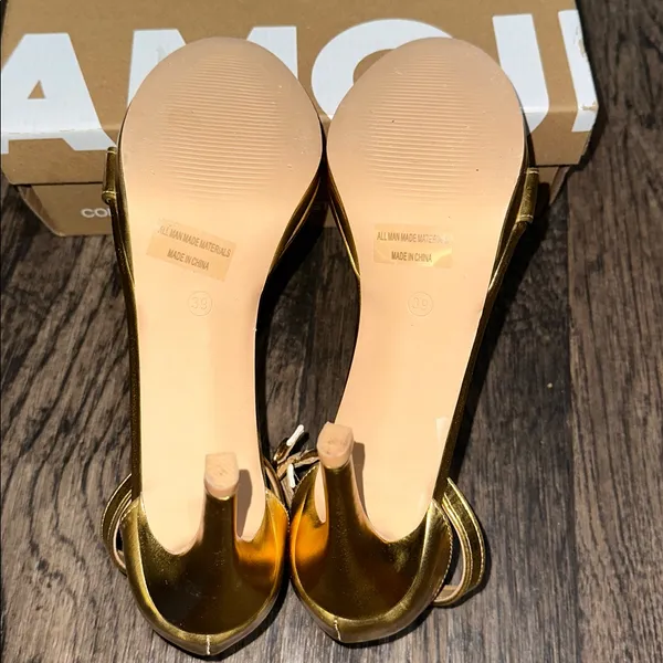 AMOJI Gold Women's High Heels - Image 3