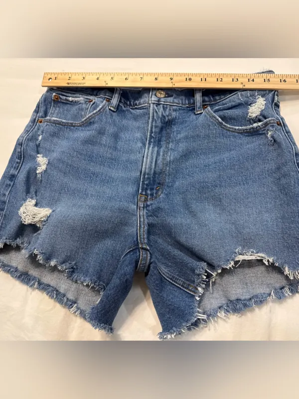 The Mom Short by Abercrombie & Fitch High Rise Distressed Raw Hem Shorts 29/8 - Image 4