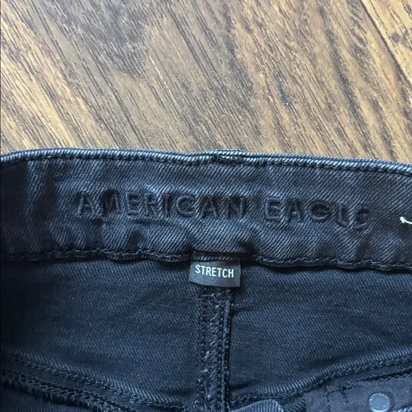 American Eagle Outfitters Charcoal Black Stretch Denim Jean Shorts Women’s Sz 6 - Image 4