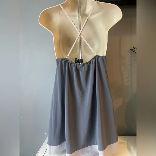 Victoria's Secret Gray and White Chemise - Image 2