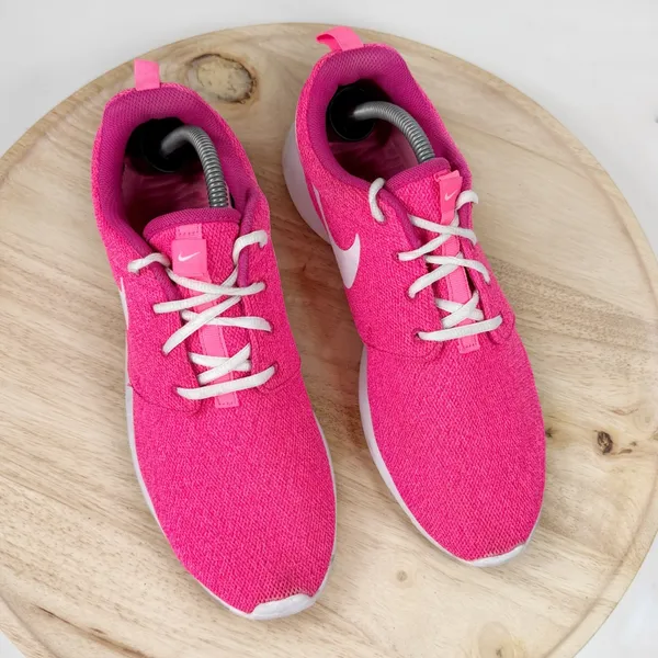 Nike Rosche One Athletic Running Shoes Sneakers Vibrant Pink White 11 844994-600 - Image 4