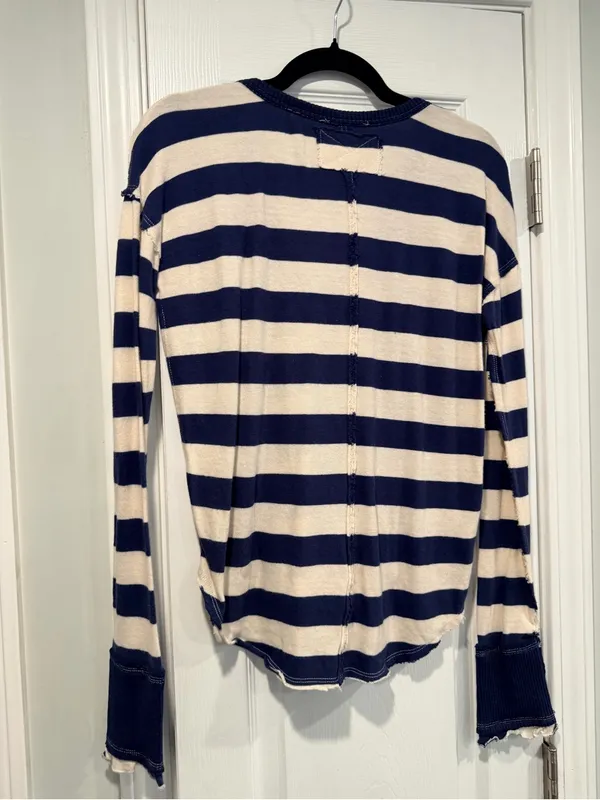 NWOT Free People We The Free Size L Blue Cream Striped Thermal Knit V Neck Top - Image 7