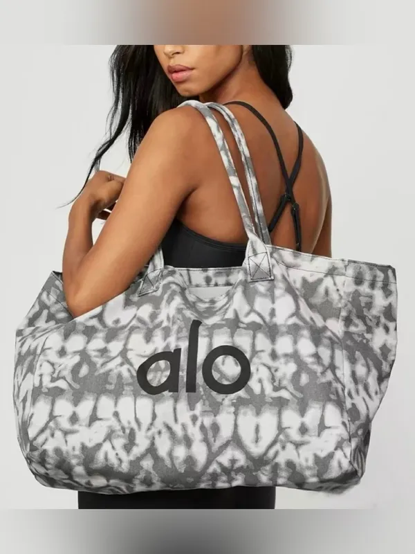 Alo Yoga Iconic Shopper Tote in grey tie dye. - Image 3