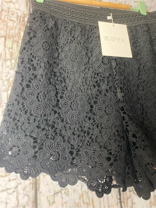 Luxe Black Lace Shorts Summer Chic Goth Grunge Glam Quiet Luxury M - Image 7
