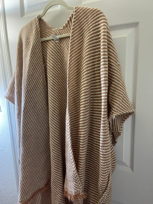 American Eagle Outfitters Beach Cover Up - Image 3
