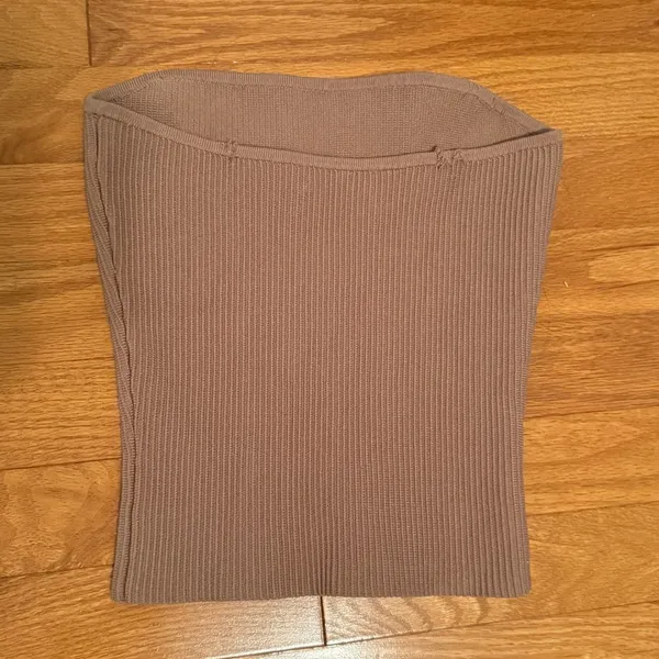 Aritzia Babaton Sculpt Knit Tube Top in Seville Tan - Image 3