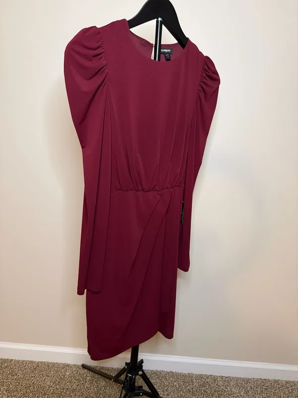 Express‎ Women's Burgundy Puff Sleeve Wrap-Front Dress Size XS - Image 4