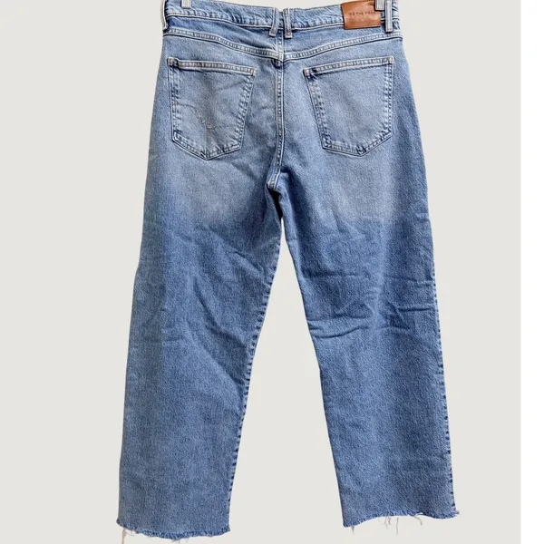 Free People Women's Risk Taker Mid-Rise Straight-Leg Jeans‎ Size 31 - Image 3