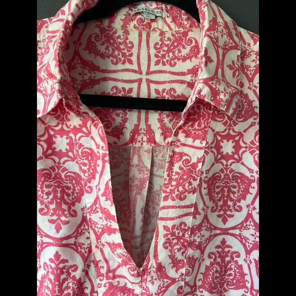 Larsen Gray Boho Pink and White Tunic size Medium - Image 2