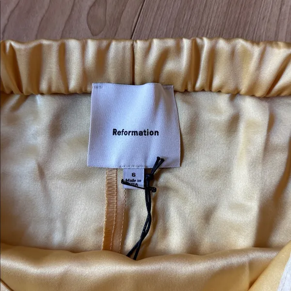 NWT Reformation Alleia Satin Top - Image 3