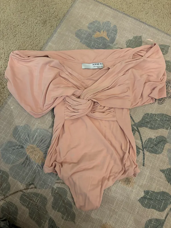 Sophie Rue Pink off the shoulder bodysuit - Image 2