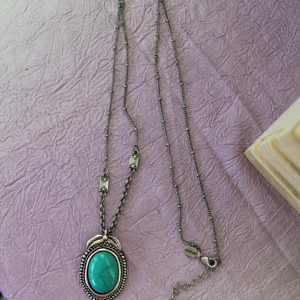 AEO Turquoise Stone Necklace Pendant Deco Chain - Image 5