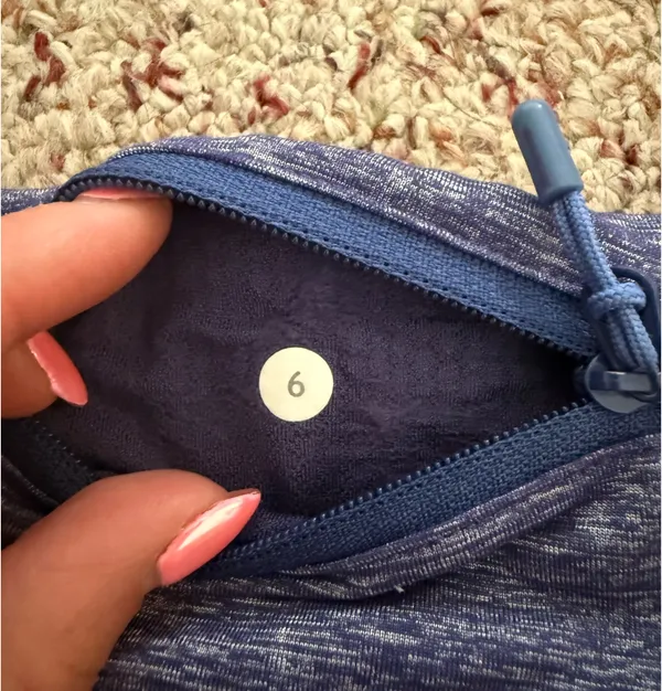 Lululemon Speed Shorts 2.5" - Image 3