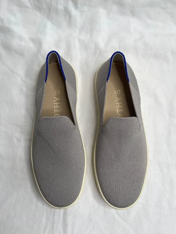 Rothys Original Slip-On Gray Sneaker Comfort Shoes Size W6 - Image 3