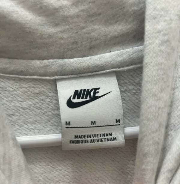 White Nike Hoodie - Image 3