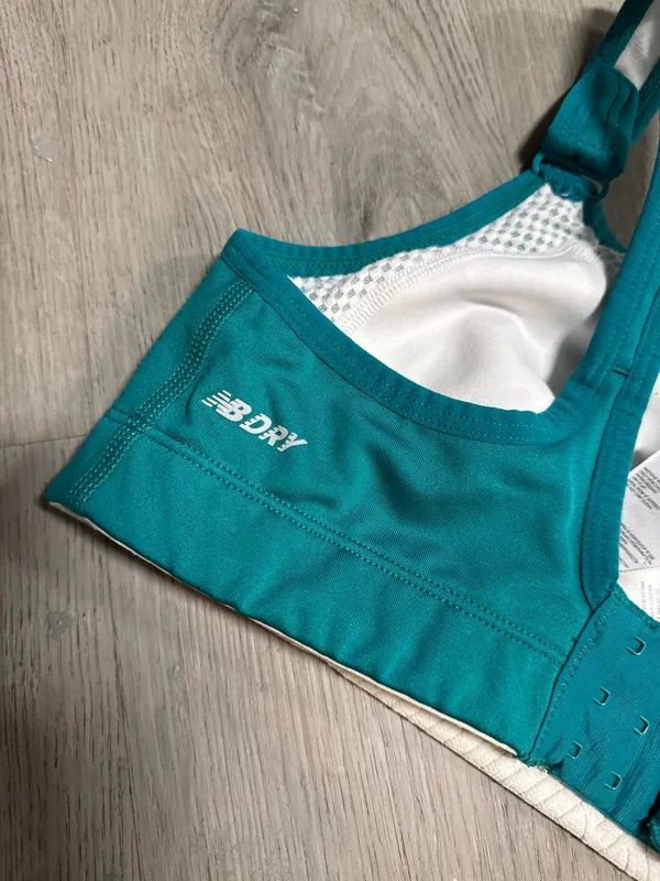 New balance sports bra - Image 4