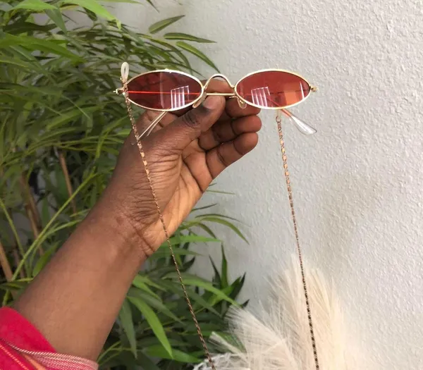 RARE 90s Vintage Retro Red Gold oval round sunglasses with chain-Unisex #hippie #boho #hipster #indie #festival - Image 6