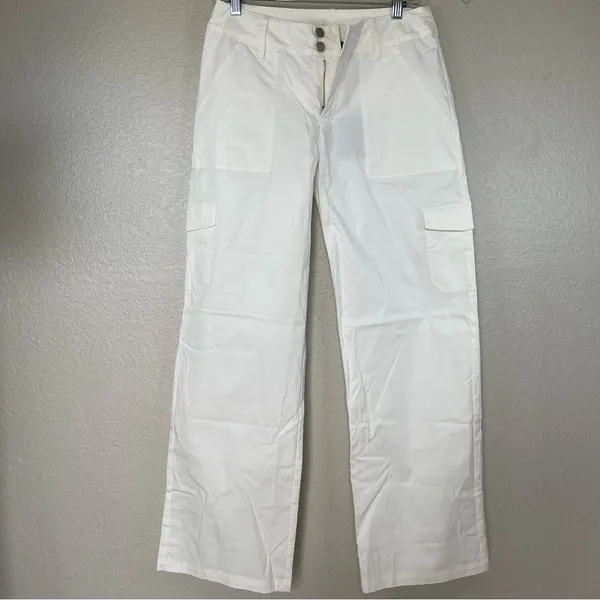 White Fox Boutique No Destination Cargo pants SZ S - Image 3
