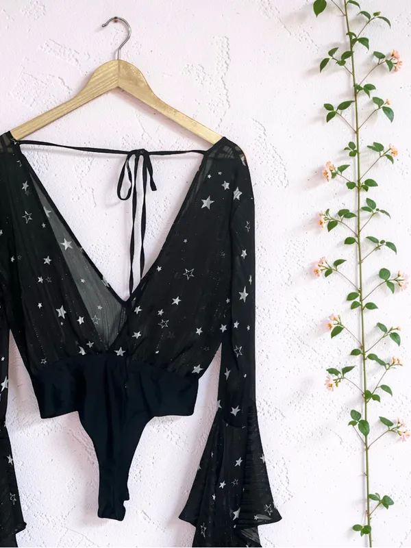 Nasty Gal Black Star Print Sheer Bell Sleeve Bodysuit Size 6 - Image 13