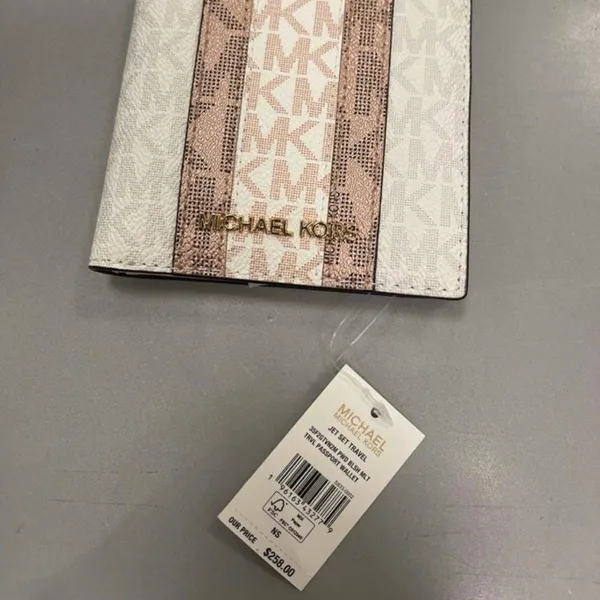 Michael Kors Powder Blush Jet Set Stripe Passport Wallet - Image 2