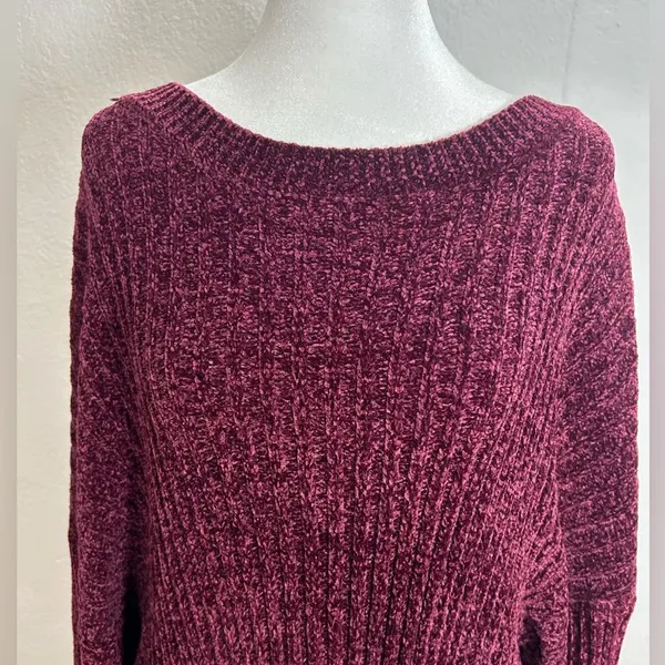 Time and Tru women Burgundy Crew Neck Sweater Size XXXL . - Image 3