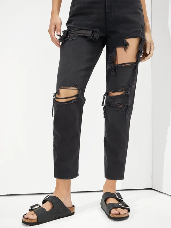 American Eagle Mom Jean Size 6 Long - Image 2