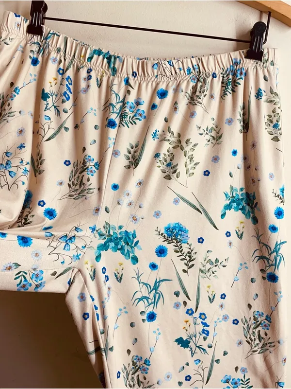 Ekouaer Floral Cropped Lounge Pants Size XL Yellow / Beige / Blue Botanical - Image 4