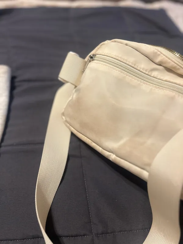 White Crossbody bag - Image 3