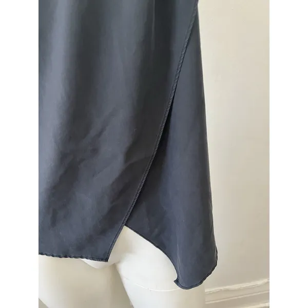 intimissimi Navy Blue top S Silk Blend Sleeveless Vneck Minimalist Classic Work - Image 5