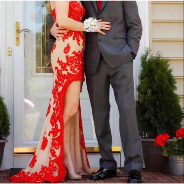 Sherri Hill 21016 Red/Nude Beaded High-Low Gown - Size 8. EUC! Like new! - Image 5
