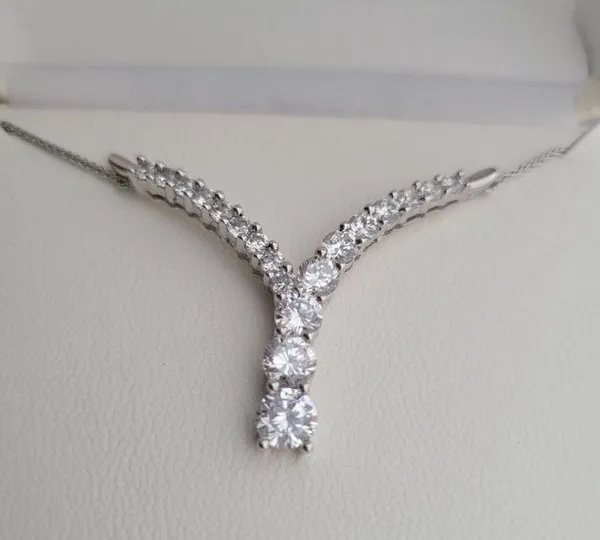 DIAMOND LUXE Sterling Silver Simulated Diamond V Shaped Journey Necklace 18" NEW - Image 5