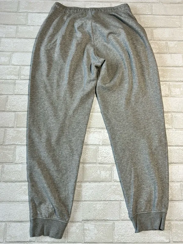 Nike Woman’s Grey Fleece Jogger Pants Active Wear Size Medium - Image 2