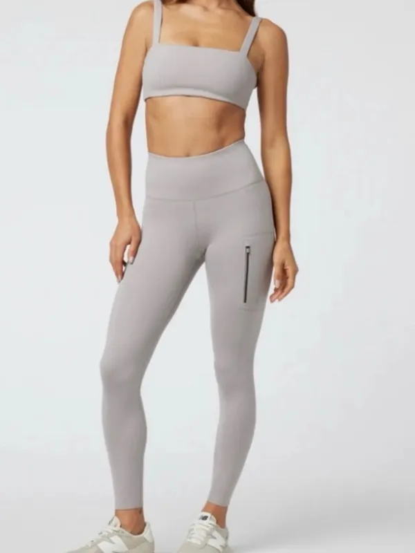 Vuori High-Rise Pocket Legging in Light Gray Size S - Image 3