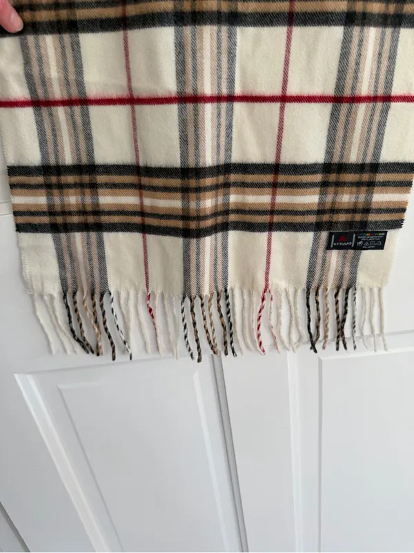 V. Fraas Cashmink Plaid Scarf Ivory Beige Black Red Polyester Fringe Germany - Image 3
