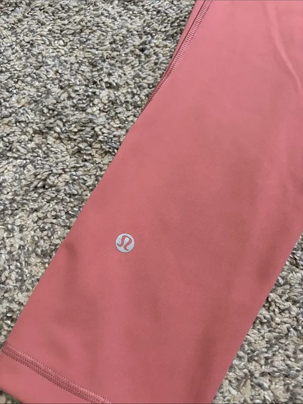 Lululemon Swift Speed High-Rise Crop 21" size 6 - Image 4
