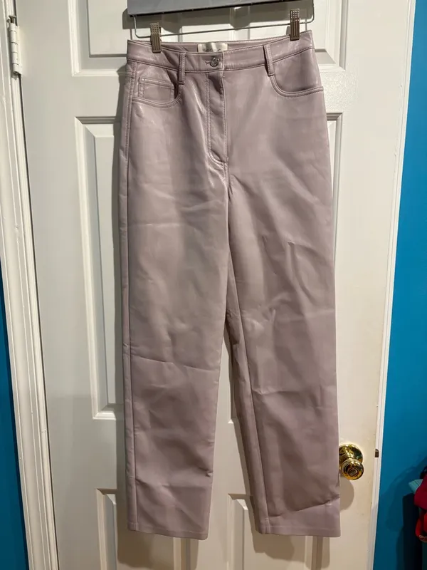 Aritzia Wilfred Melina Pants faux leather straight leg sz 6 new NWOT lavender - Image 3