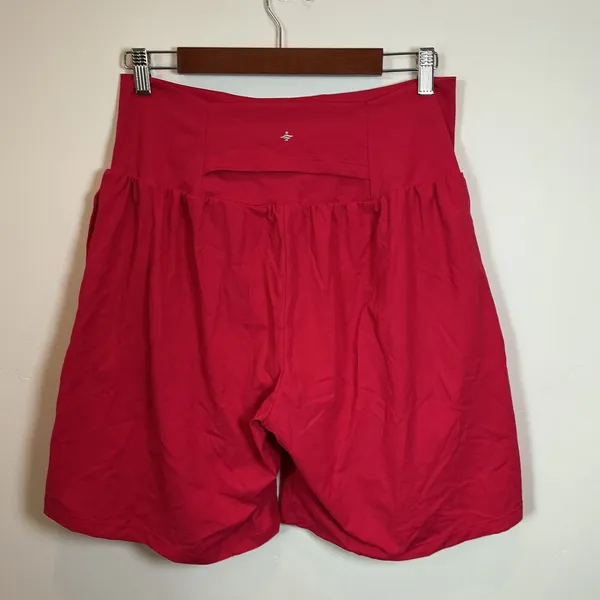 Halara High Waisted Flowy Active Shorts Red Back Pocket XL Workout Athleisure - Image 2