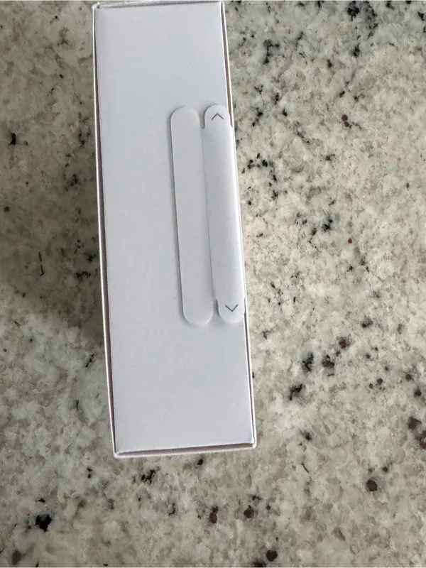 NIB Oura Ring 4 Smart Health Ring in Silver Size 9 - Image 4