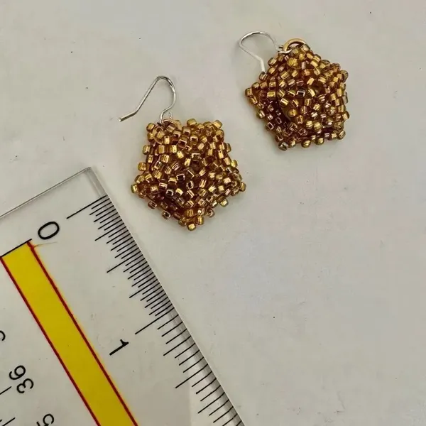 Gold seed bead rhinestone Star earrings Gold - Image 8