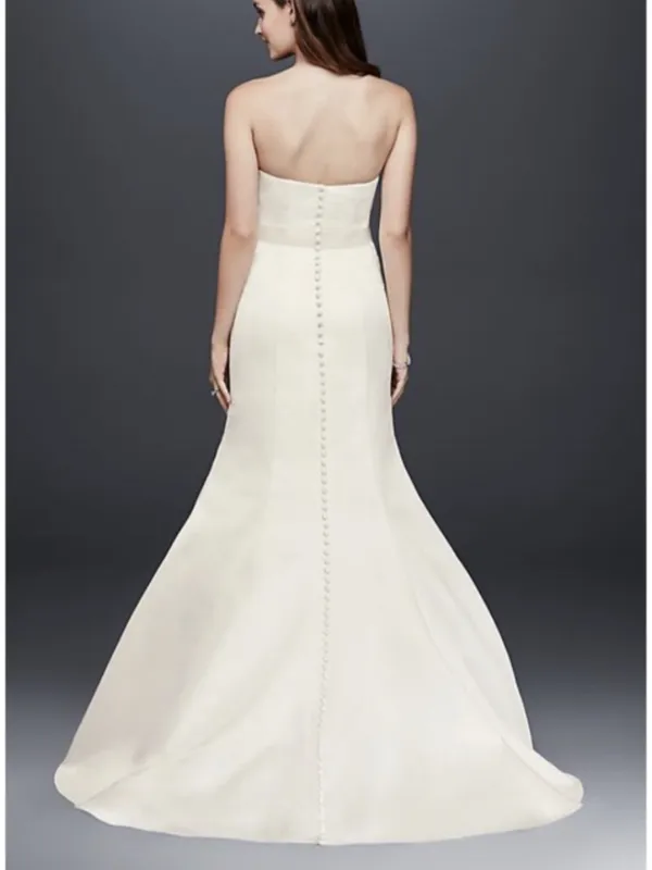 NWT David’s Bridal wedding gown - Image 2