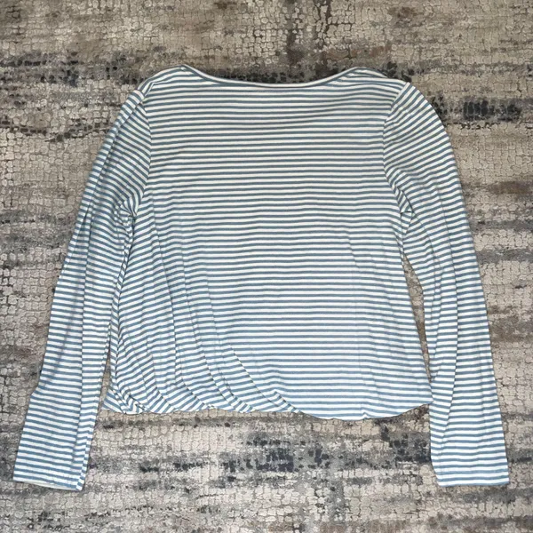 lightly worn top Blue - Image 2