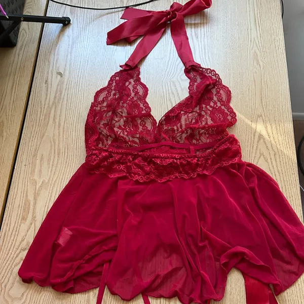 Women's Elegant Lacey Burgundy/Red Lingerie Babydoll w/Garters size Medium/Large - Image 5