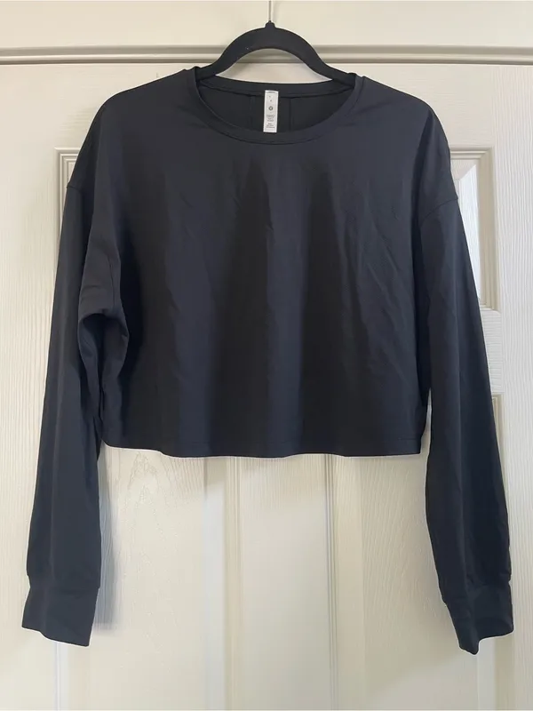 Women’s Lululemon Muscle Love Long Sleeve Shirt Black Size 6 - Image 4