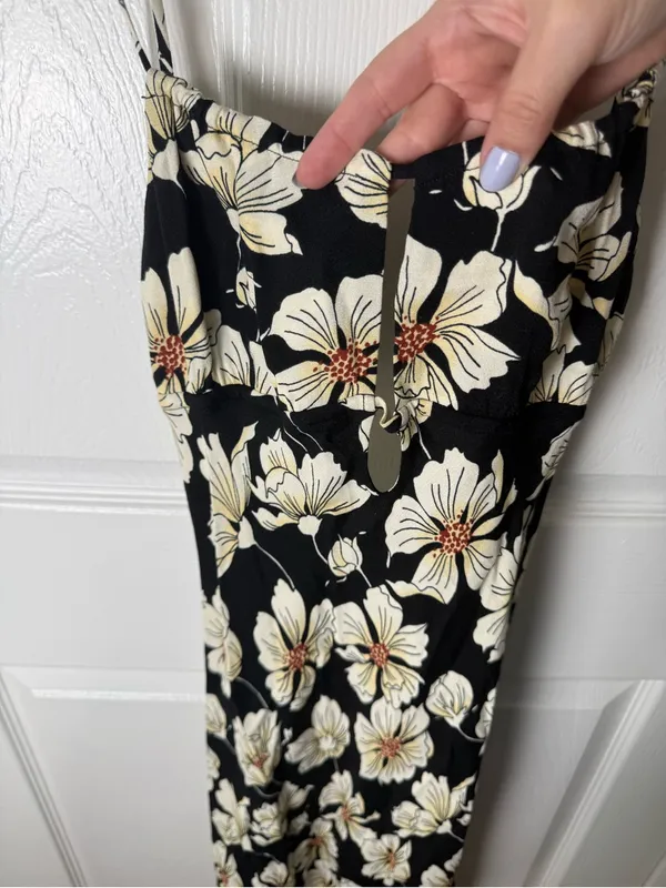 Reformation Zia Dress in Oriole XS - Image 4