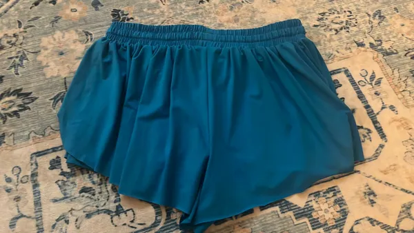Blue flowy athletic shorts Size M - Image 4