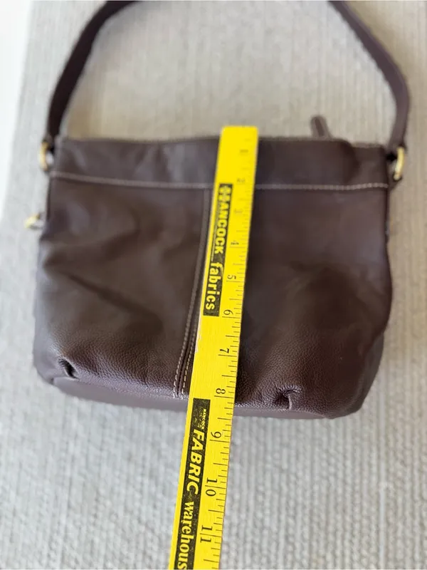 Vintage 90’s Croft & Barrow Brown Leather Shoulder Bag with Contrast Stitching - Image 6